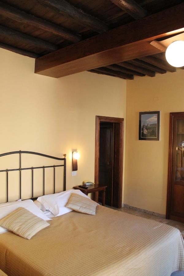 Ospitalita Collicola Hotel สโปเลโต ภายนอก รูปภาพ