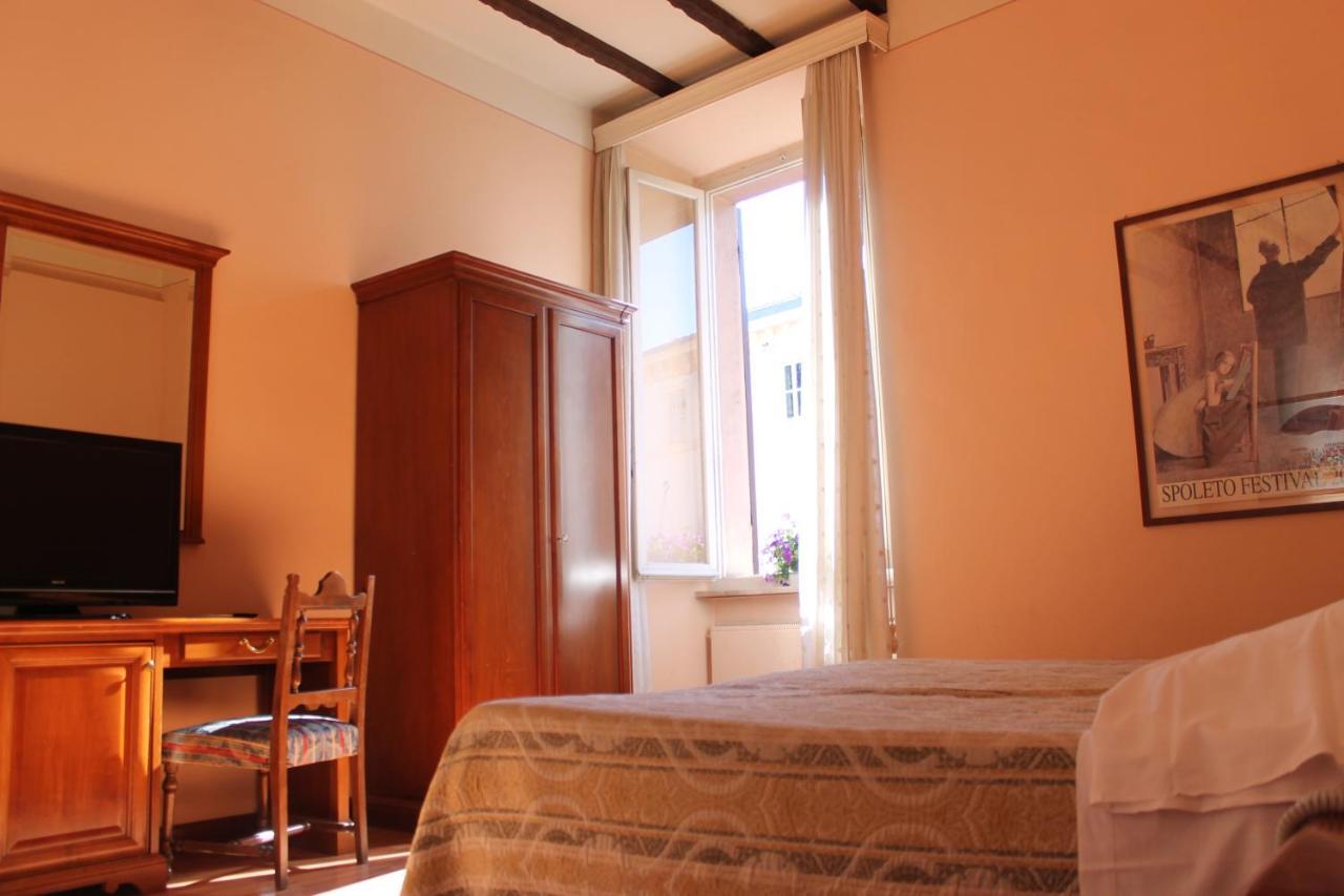 Ospitalita Collicola Hotel สโปเลโต ภายนอก รูปภาพ