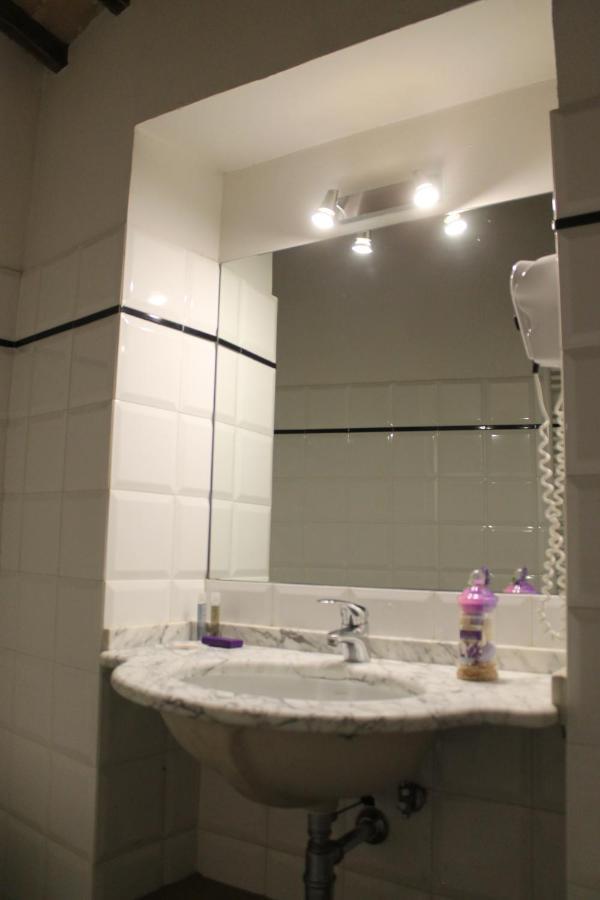 Ospitalita Collicola Hotel สโปเลโต ภายนอก รูปภาพ